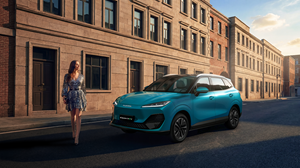 Beyond the Final Whistle: LEPAS Drives Elegant Mobility Forward with Its Global Lineup