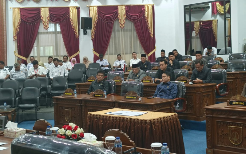 Mewakili Dandim, Danramil 01/Dumai Hadiri Rapat Paripurna DPRD Kota Dumai Bahas APBD 2026