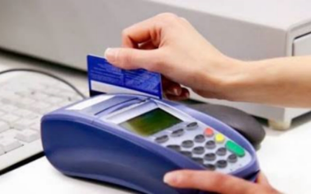 BI Larang Gesek Kartu ATM dan Kredit di Mesin Kasir Saat Pembayaran