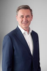 Chemical Marketing & Economics honors LyondellBasell CEO Peter Vanacker with STEM Leadership Award for Corporate Reinvention