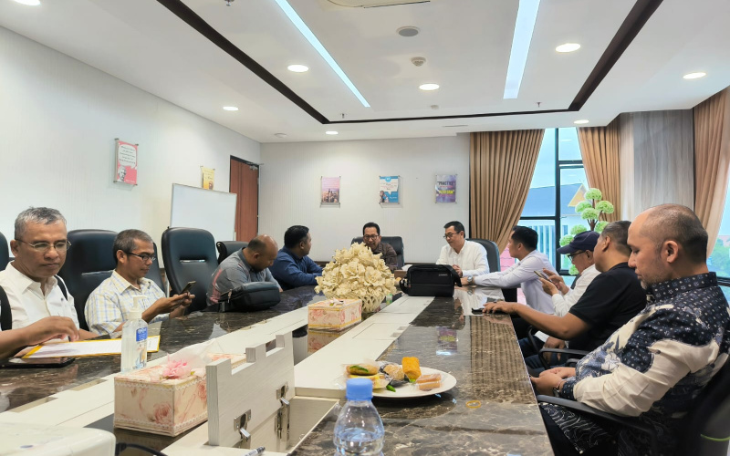 Terima Kunjungan Silaturahmi Pengurus PWI Riau, Kajati: Kita Siap Sinergi