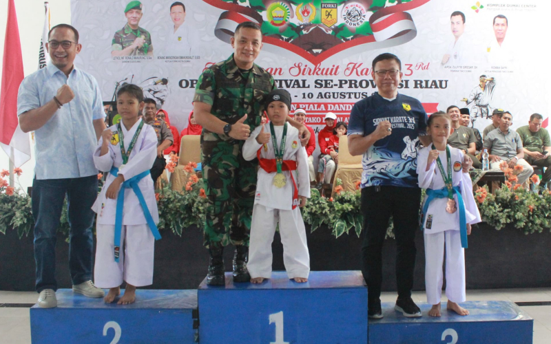Sambut HUT RI ke-80, Dandim 0320 Dumai Buka Kejuaraan Karate Perebutkan Piala Bergilir