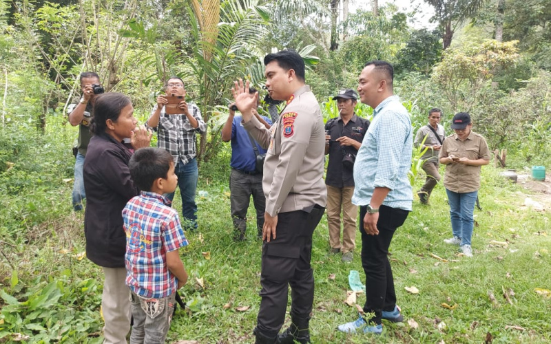 Kapolres Toba Sambangi Kediaman Kartini Manurung yang Telah Rampung Dibangun