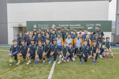 Legenda Real Madrid dan Barcelona Kunjungi Sekolah Sepak Bola Internasional Malvern College Hong Kong