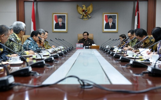 Selain Urusan Diplomatik, Seskab Minta Para Dubes Promosikan Kemudahan Investasi di Indonesia