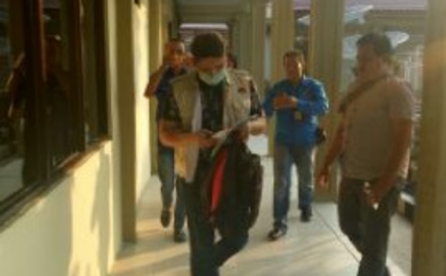 KPK Geledah Gedung DPRD Bengkalis Selama 12 Jam