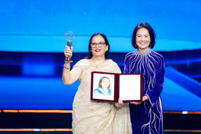 VinFuture Prize empowered the woman scientist Dr. Firdausi Qadri to give back to Bangladesh