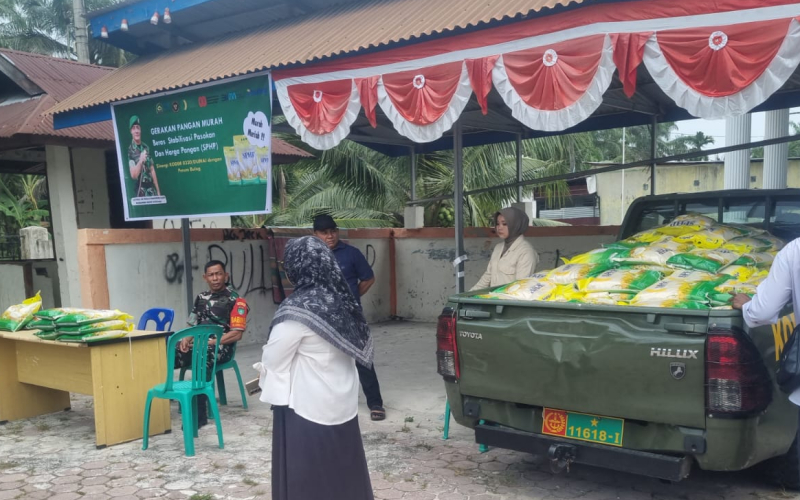 2 Ton Beras Habis Terjual di Gerakan Pangan Murah Kodim 0320 dan Bulog Dumai