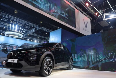VinFast launches VF 6 B-SUV and introduces free EV charging program in the Philippines