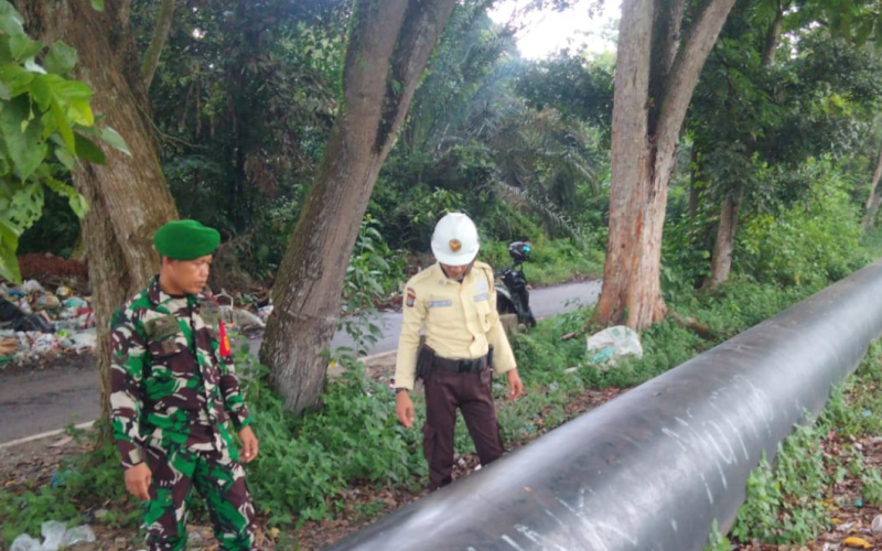 Patroli Binter Koramil 01 Dumai dan PHR, Jalur Pipa Minyak Terpantau Aman