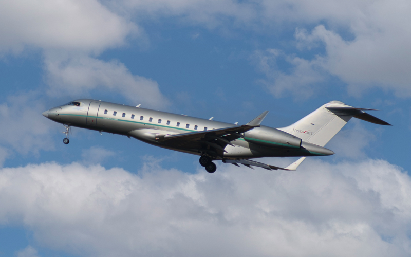 VistaJet and Ferrari Expand Long-standing Partnership