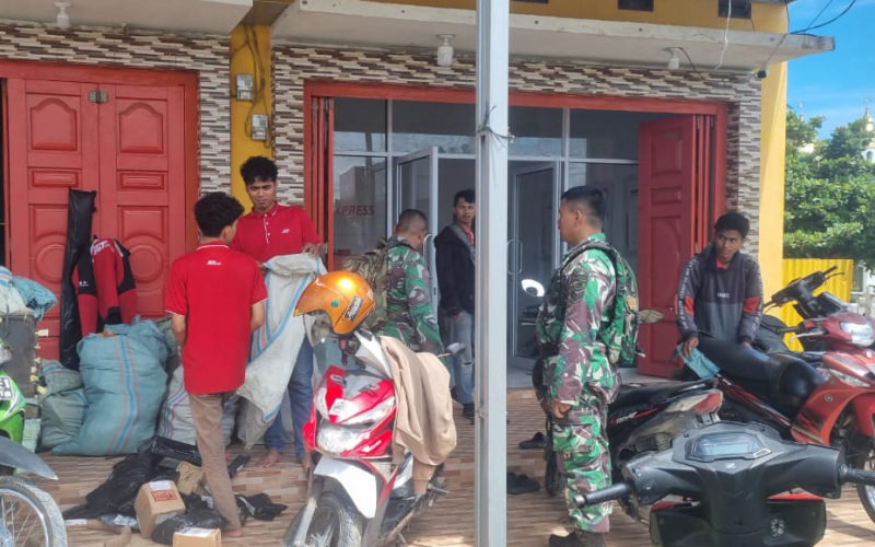 Koramil 02 Kembali Gelar Patroli Harkamtibmas di Wilayah Bukit Kapur