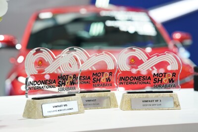 VinFast sets new record at IIMS Surabaya 2025 with four awards,  VF 3 named 