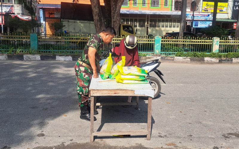 Bantu Masyarakat Dapatkan Harga Terjangkau, Kodim Dumai Gelar Gerakan Pangan Murah