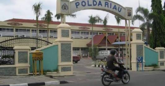 Mahasiswa Laporkan Oknum Pejabat Kejari Rohul ke Polda Riau