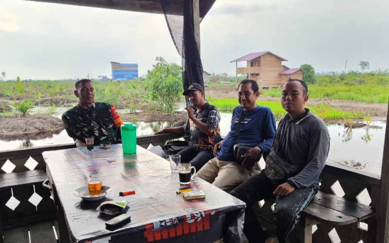 Babinsa Koramil 03 Sosialisasi Terkait Bahaya Kebakaran Hutan dan Lahan