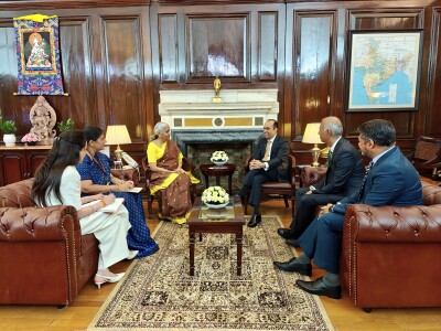 Prudential plc CEO Expresses Strategic Commitment to India in Meeting with Union Finance Minister Nirmala Sitharaman