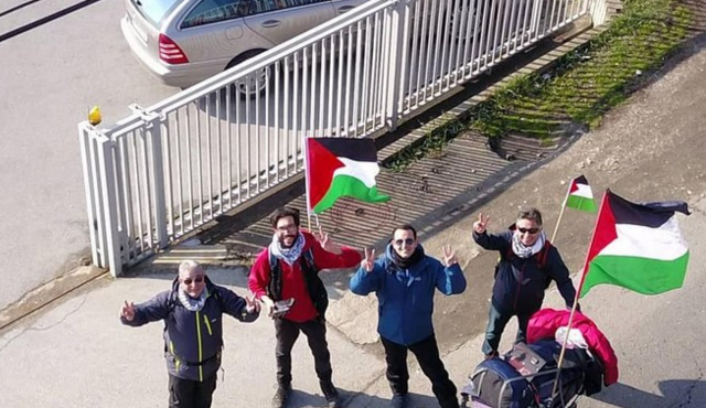 Tak Disangka, Jalan Kaki Demi Palestina, Benjamin Dapat Bantuan