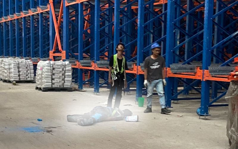 Pekerja di Area PT PAA Pelintung Jatuh dari Ketinggian