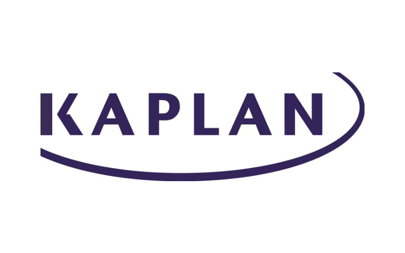 Students Kickstart their Career with Kaplan in Singapore