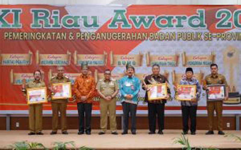 Berikut Daftar Peraih Penghargaan KI Riau Award 2022
