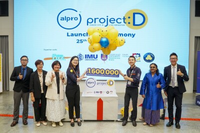 Lebih dari 60% Warga Malaysia Kekurangan Vitamin D, Alpro Pharmacy Subsidi RM1,6 Juta untuk Project :D Atasi Krisis Vitamin D 2 665842 Project D Launching Photo