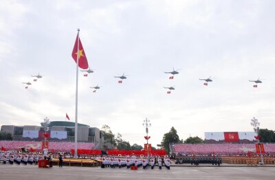 Layar LED Absen Seluas 2.000㎡ Terangi Perayaan Hari Nasional Vietnam ke-80 di Lapangan Ba Dinh