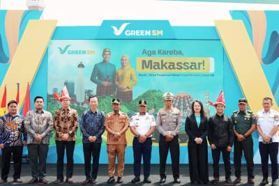Makassar Resmi Sambut Layanan Taksi Listrik Green SM
