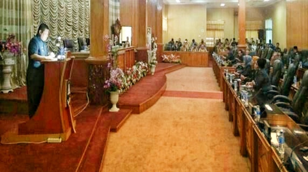 Sidang Paripurna DPRD Bengkalis, Bupati Amril Sampaikan LKPJ 2017