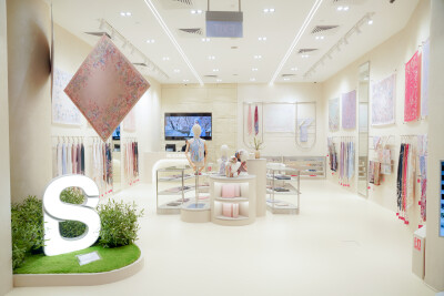 A Major Leap in Regional Expansion: Buttonscarves Opens Its First Singapore Store at Jewel Changi Airport, The World-Class Lifestyle Destination