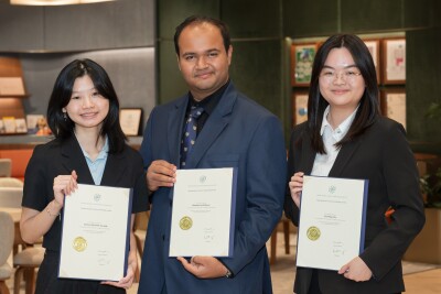 Hong Kong Life Sciences Scholarship Awards: Sowing Today, Cultivating Future Leaders Tomorrow