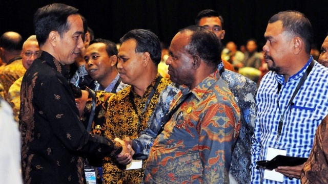 Zaman Serba Singkat, Presiden Jokowi Minta Pangkas Semua Urusan Perizinan