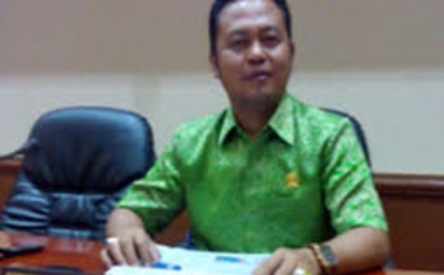 Legislator Riau Usulkan Pembentukan Dinas Perkebunan