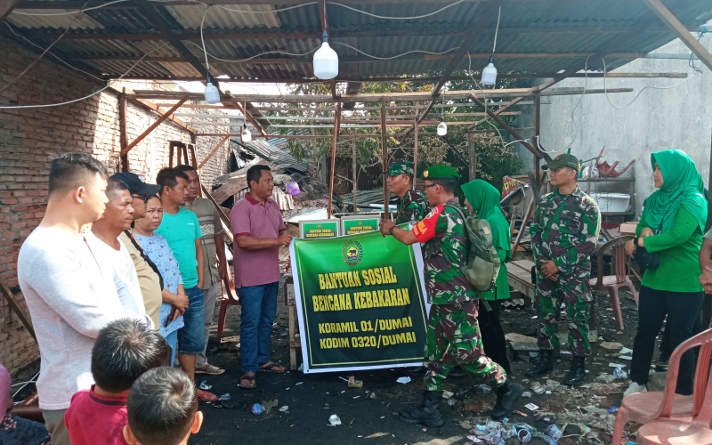 Kodim 0320 Dumai Salurkan Bantuan untuk Korban Kebakaran di Kelurahan Bintan