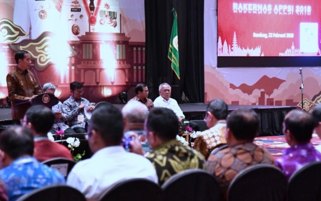 Presiden Ingatkan Peran Pemda Tingkatkan Pertumbuhan Ekonomi