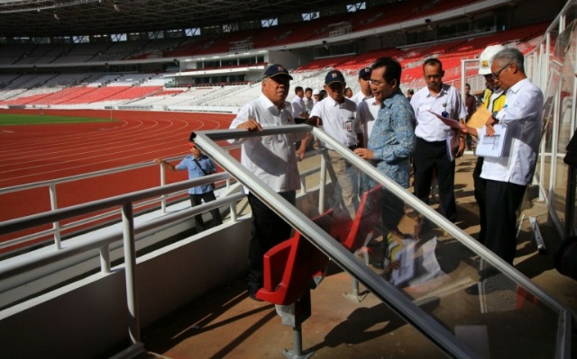 Lihat Penonton Rusak Stadion Utama Gelora Bung Karno, Menteri PUPR Menangis
