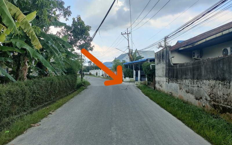 Awas! Kabel Diduga Fiber Optik di Jalan Tunas Muda Siap Bahayakan Anda