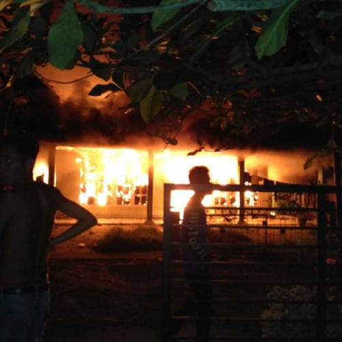 Api Lahap Rumah di Jalan Tanjung Harapan Tembilahan