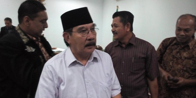 Antasari Azhar : SBY Daripada Sibuk 'Ngetwit' Lebih Baik Bantu Bongkar Kasus Saya !
