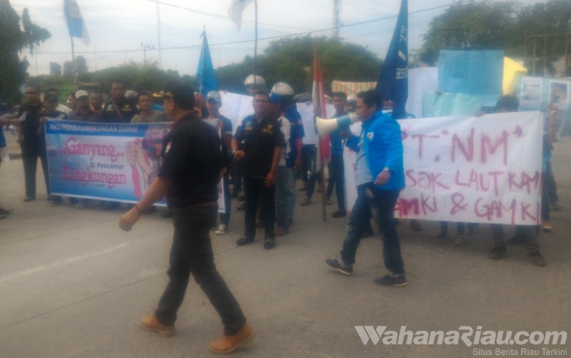 KNPI Demo Nagamas, Ini Tuntutan Massa Aksi Terkait Dugaan Pencemaran Lingkungan di Pelabuhan Dumai