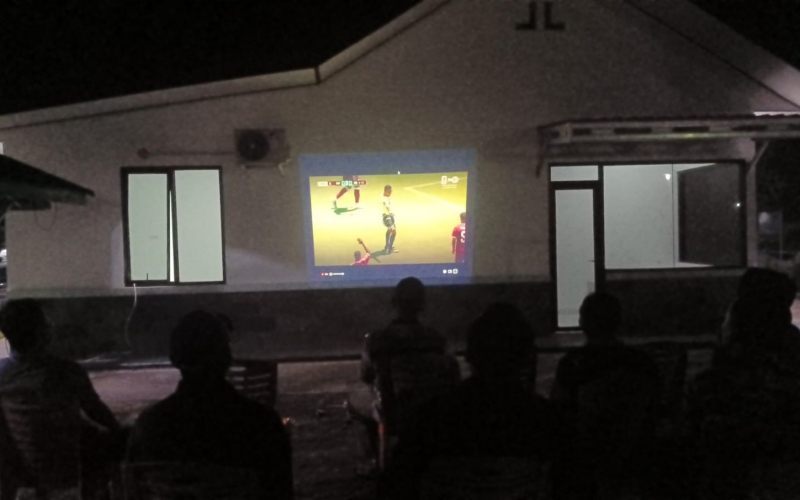 Nobar Piala Dunia di Lapangan Koramil 02/BK, TNI dan Masyarakat Perkuat Kebersamaan
