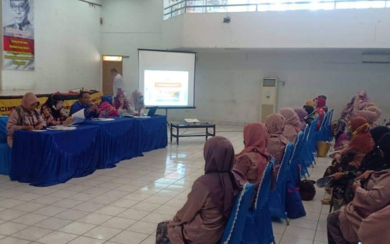 Kunjungan Komunitas Bundo Kanduang Saniangbaka Kabupaten Solok ke Padang Disambut Orasi Kebudayaan