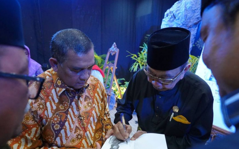Wagubri Apresiasi Buku Kisah Permaisuri Kerajaan Siak Tengku Maharatu