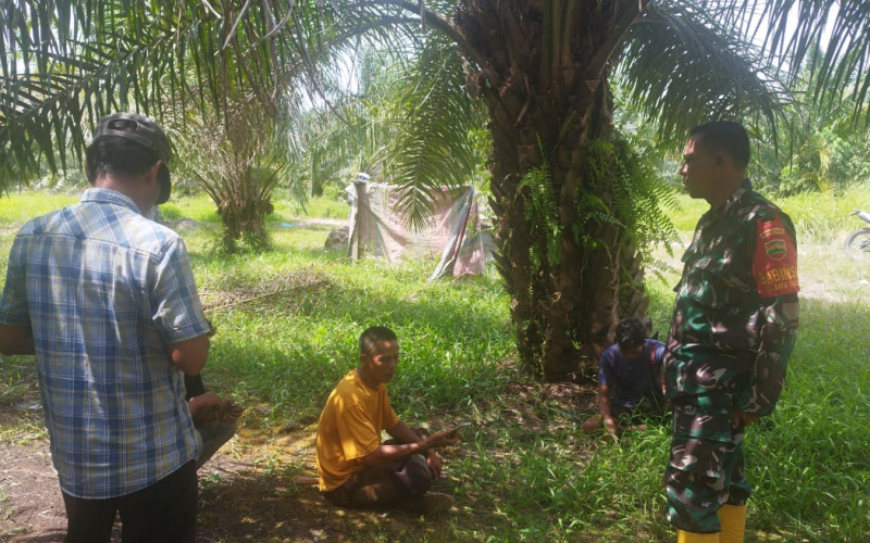 Di Kelurahan Batu Teritip, Babinsa Koramil 03 Laksanakan Patroli