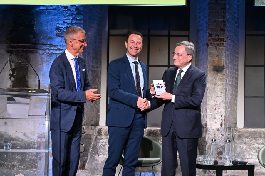 Politecnico di Torino honours Mario Draghi