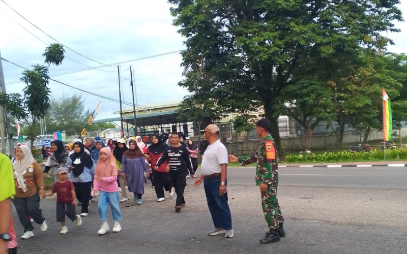 Jalan Sehat HUT RI ke-80, Momentum Pererat Silaturahmi dan Hidup Sehat Warga Bukit Batrem