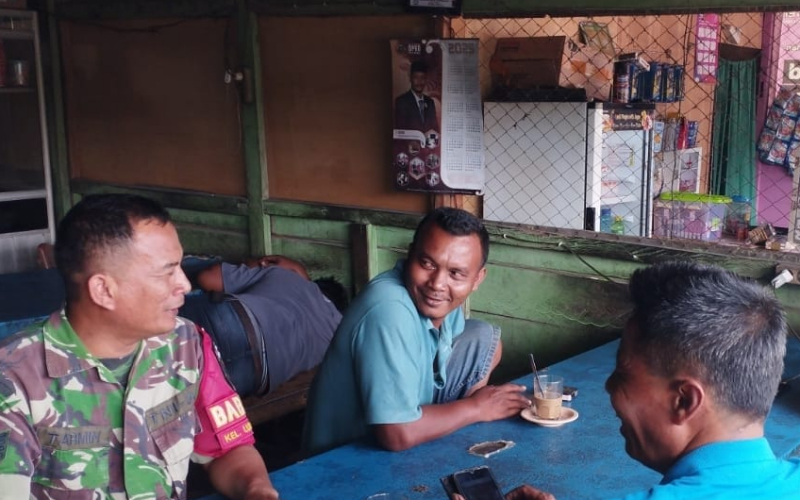 Serma Tarmin Gelar Komunikasi Sosial Bersama Warga Kelurahan Lubuk Gaung