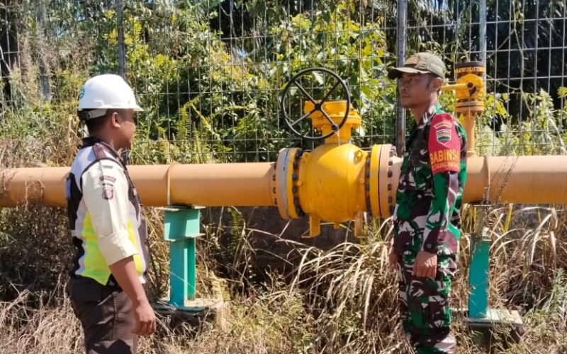 Dukung Penguatan Binter, Babinsa Koramil 03 SS Kawal Keamanan Objek Vital Perusahaan
