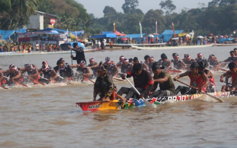 Cakaran Garuda Muda KONI Targetkan ke Final di Festival Pacu Jalur