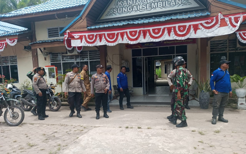 Patroli Koramil 03 Jaga Stabilitas Keamanan di Sungai Sembilan